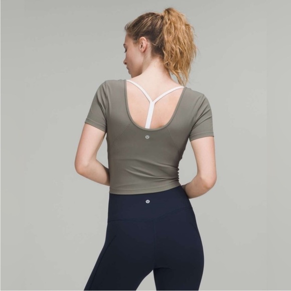 Lululemon Align T-Shirt in Grey Sage - Picture 3 of 9